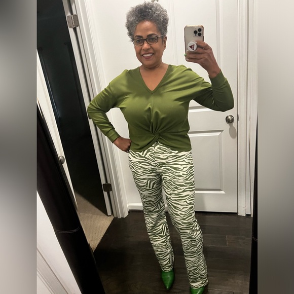 Green Zebra Pants - Picture 4 of 4
